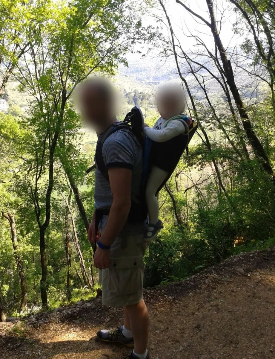 Child carrier backpack - Image 2