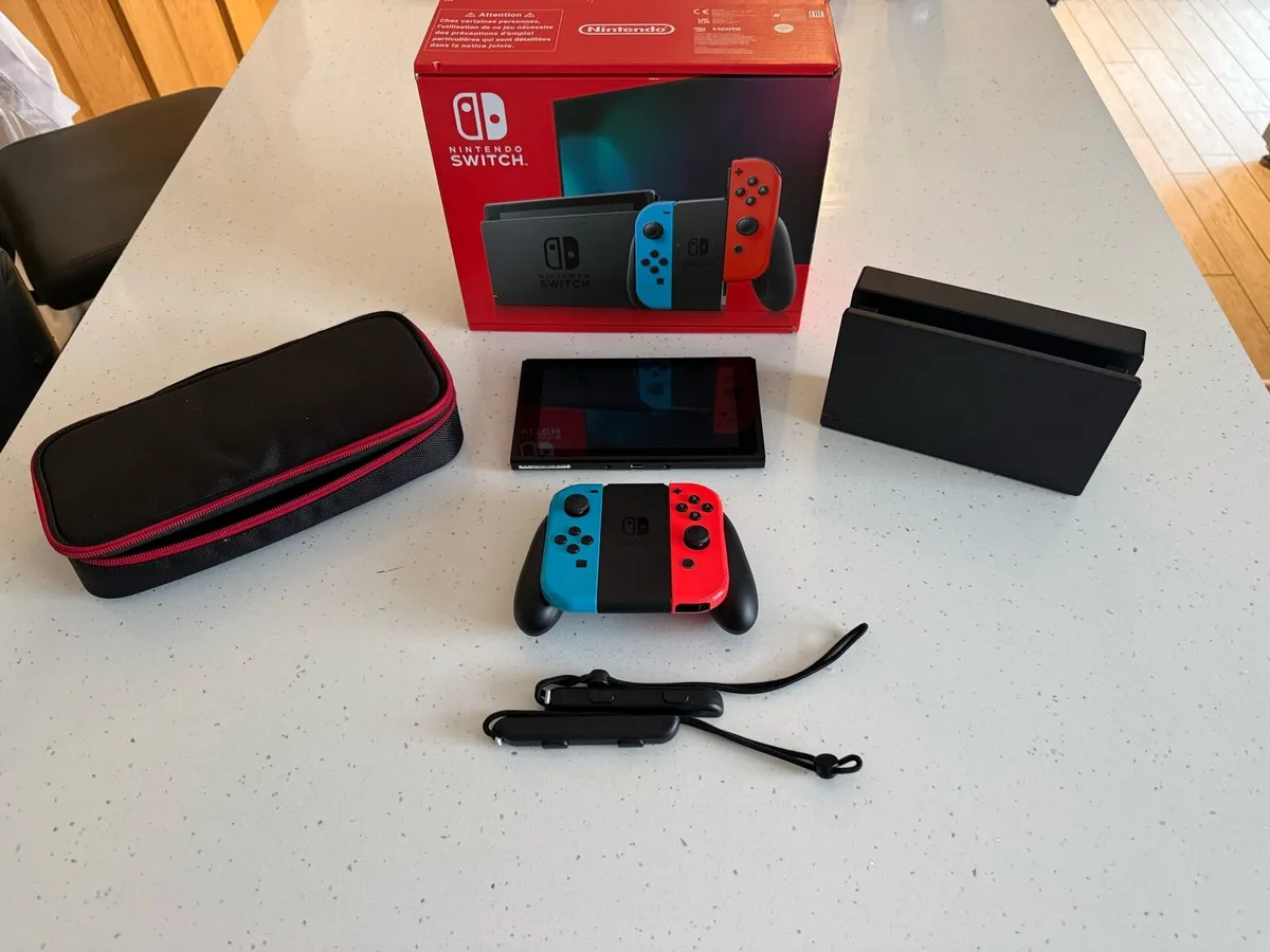Nintendo Switch - Image 1