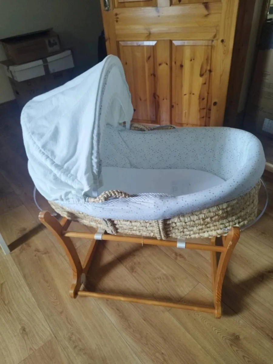 Moses basket - Image 1