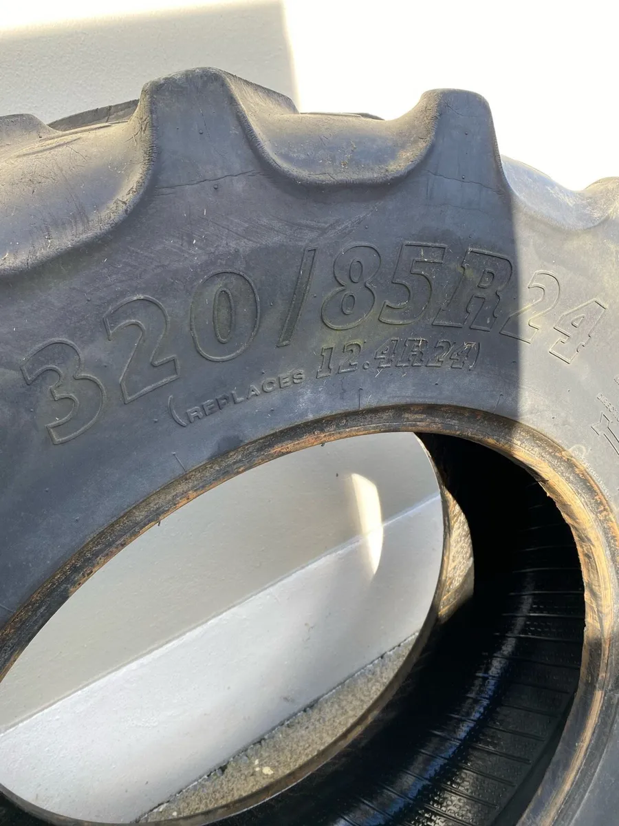 X2 Tractor tyres 320/85/24 - Image 3