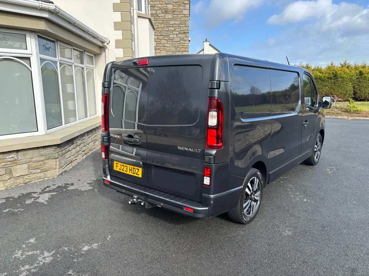 Renault trafic sport - Image 3