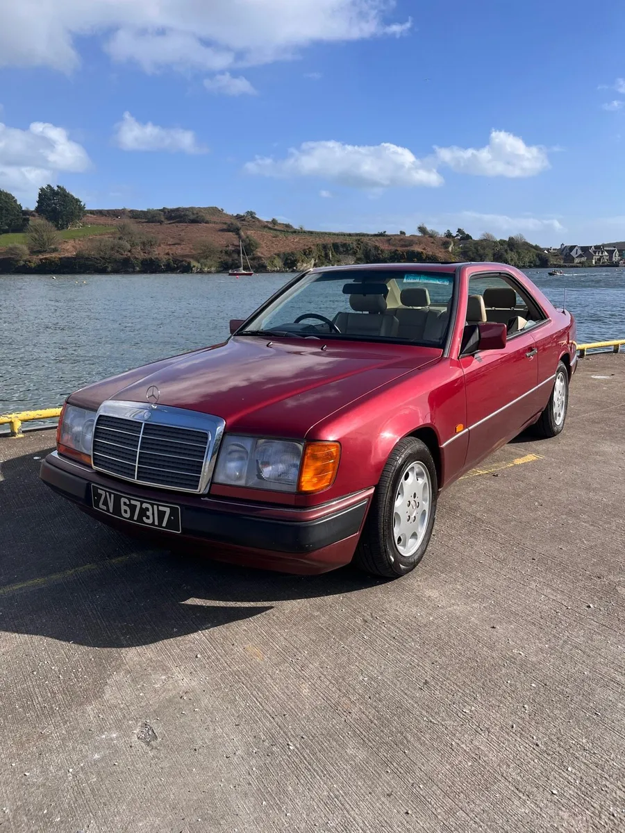 Mercedes Benz W124 Coupe 3.0 CE - Image 1