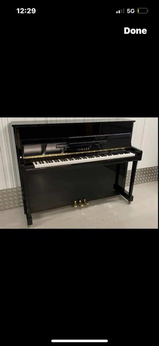 piano - Image 1