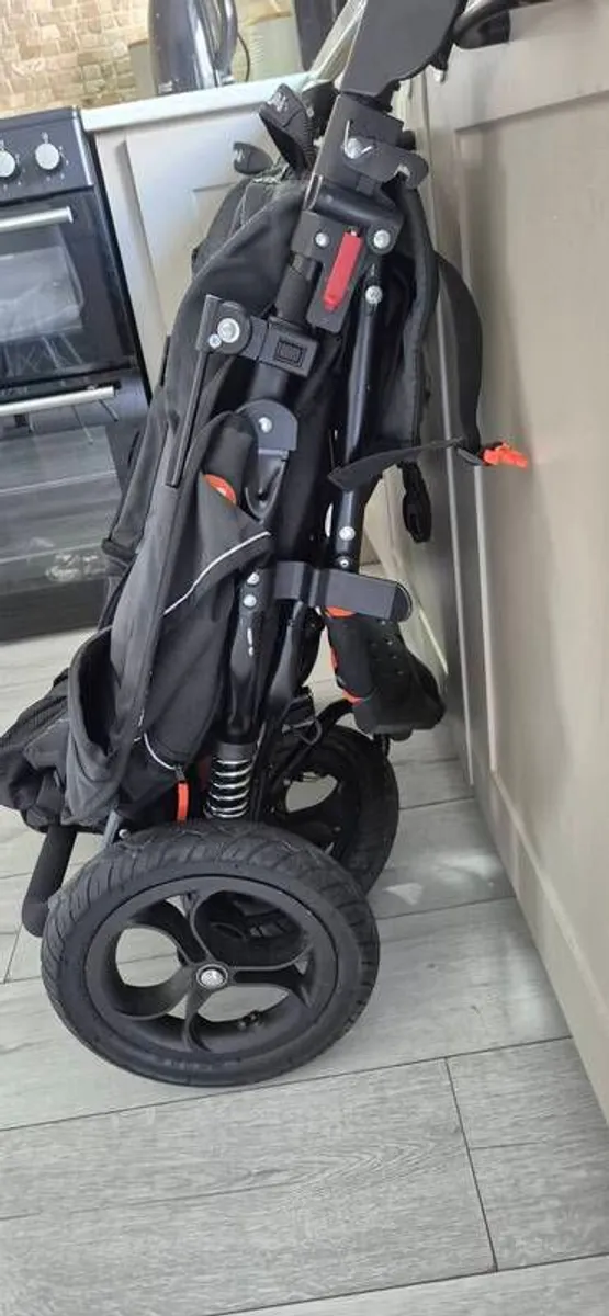 Out and about Nipper double V6 - Image 2