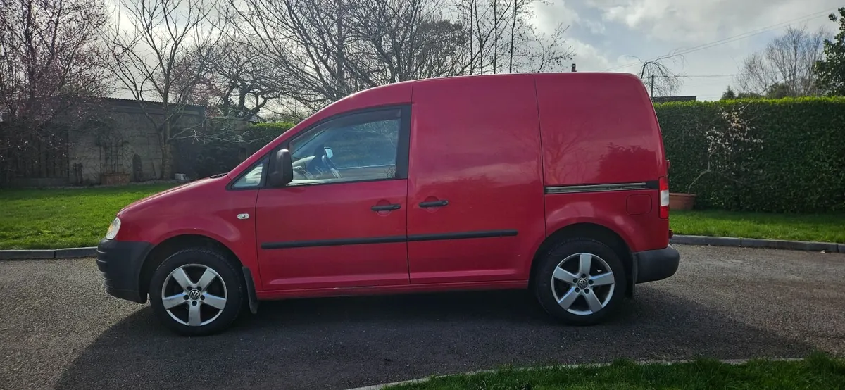 Volkswagen Caddy 2009 - Image 3