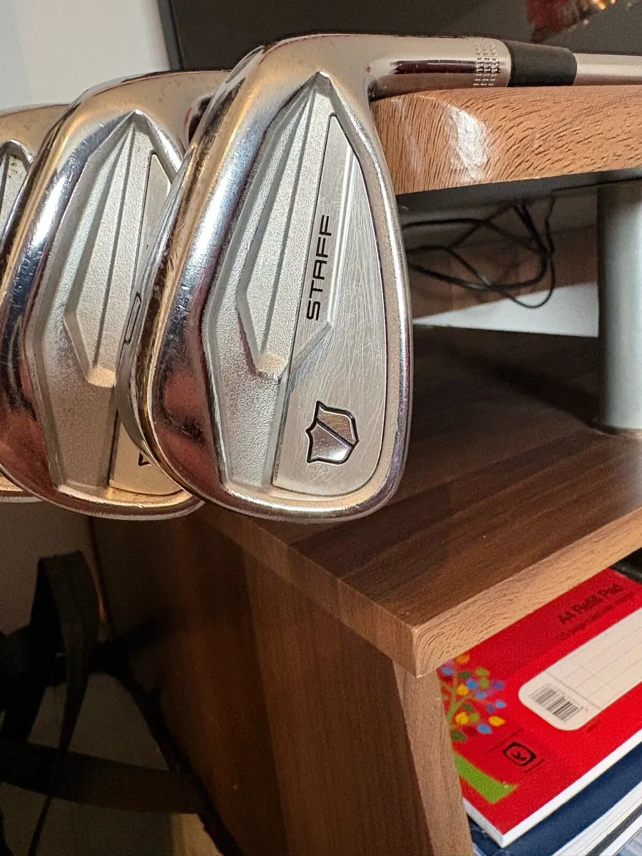 Wilson Staff Model CB Irons 4-Pw (immaculate) - Image 2