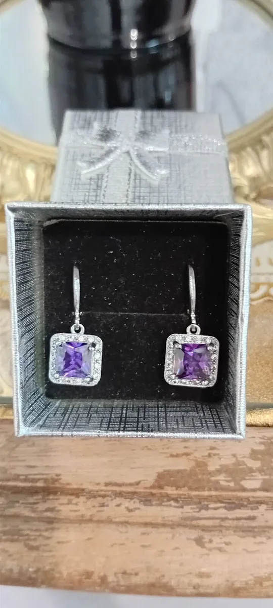 18k white gold earrings and 18k white gold necklac - Image 1