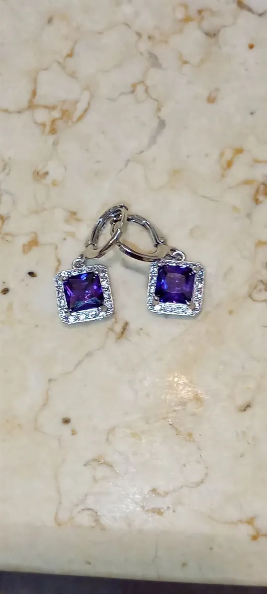 18k white gold earrings and 18k white gold necklac - Image 3