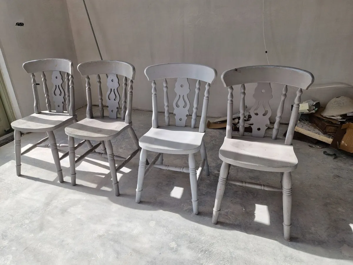 Dining room chairs - Image 1