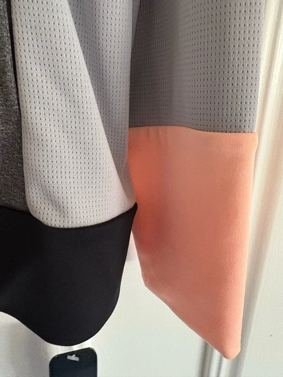 Ladies top - Image 3