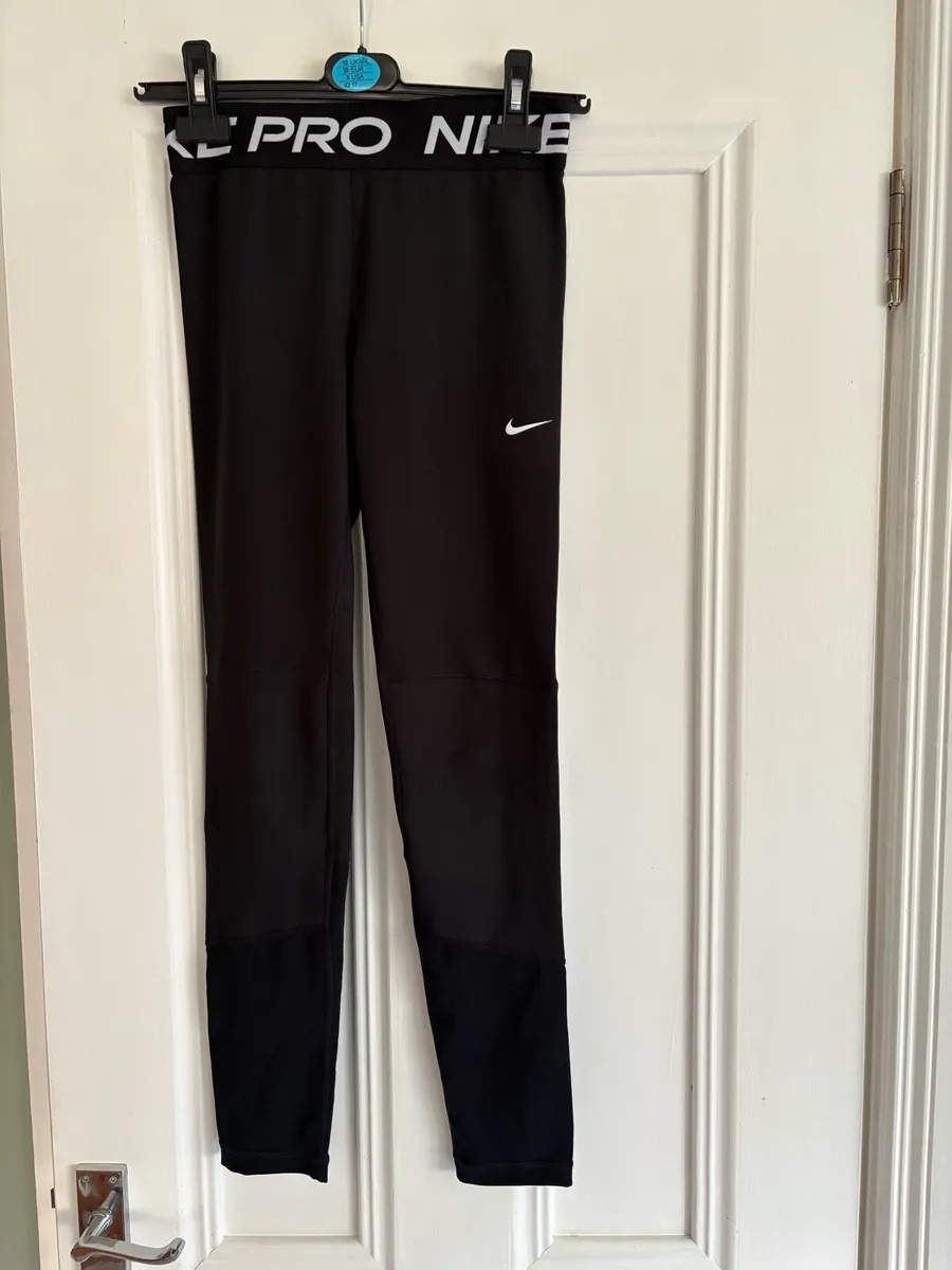 Nike bottoms - Image 1