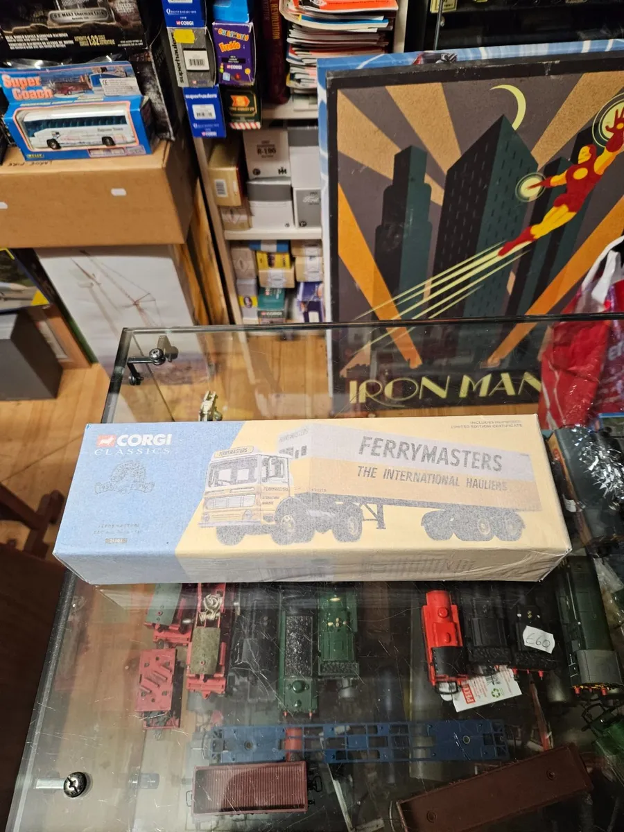 Corgi AEC Tractor Unit and Trailer Ferrymaster - Image 1