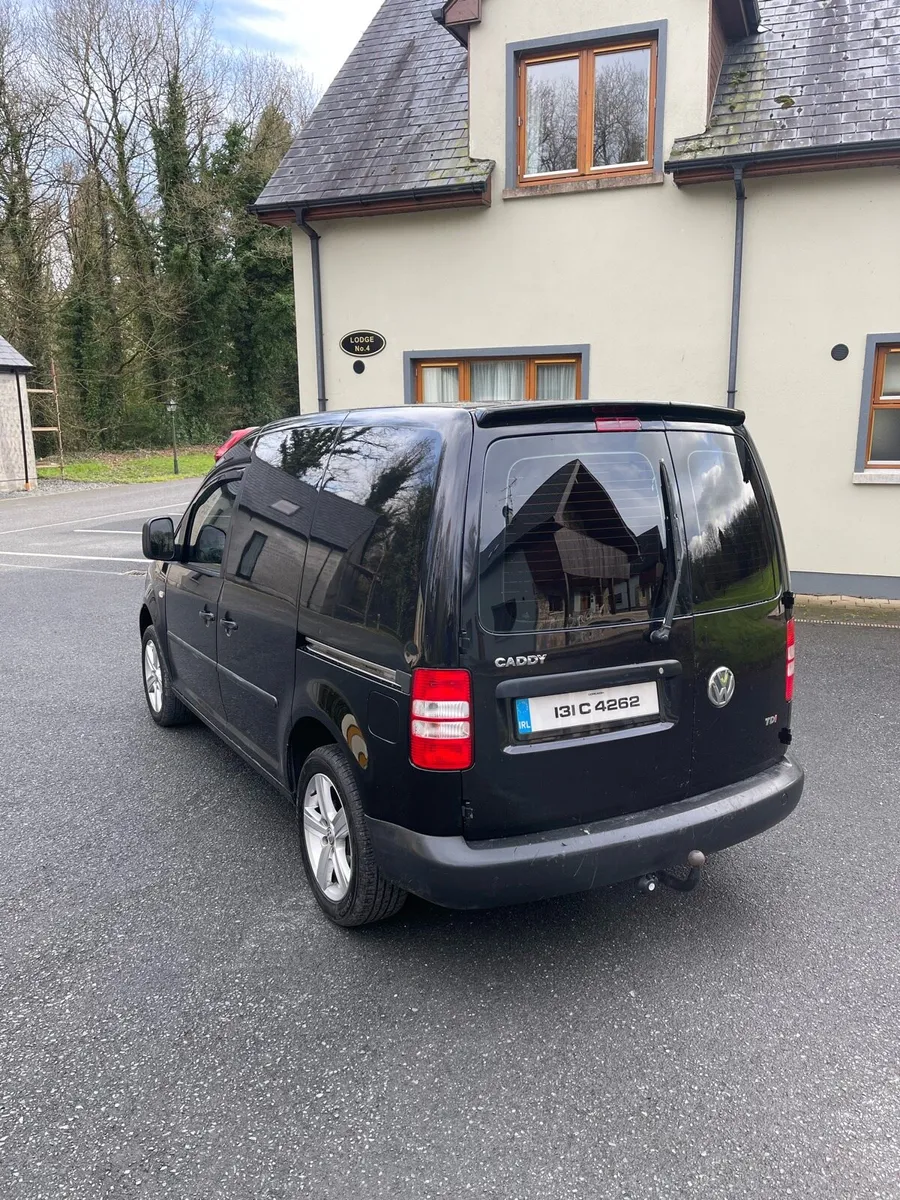 Volkswagen caddy - Image 4
