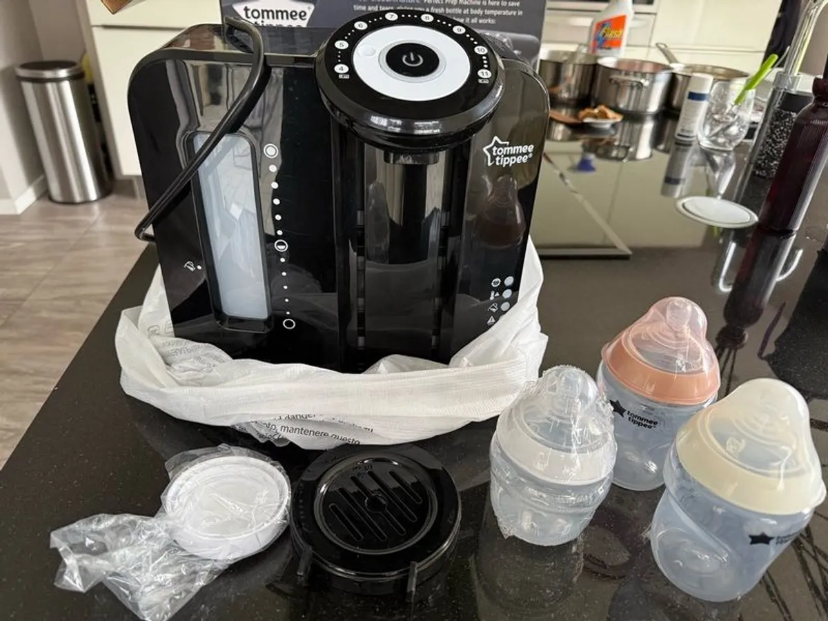 Tommee Tippee Perfect Prep Formula Feed Maker, Instant Baby Bottle Maker with Antibacterial Filter - Image 2