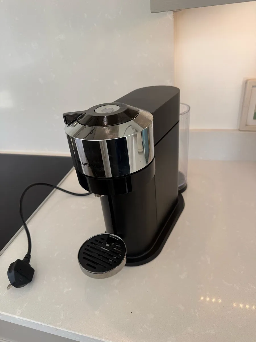 Nespresso Vertuo Next - Image 1