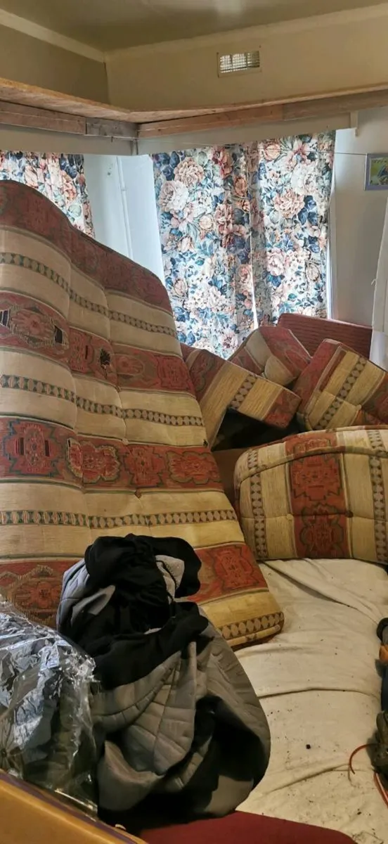 Caravan parts. - Image 4