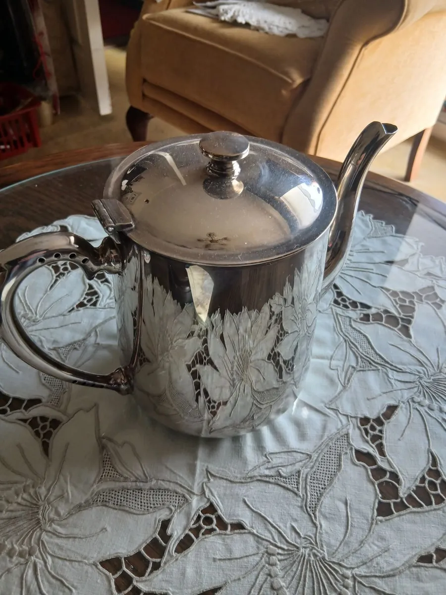 Antique silver teapot - Image 1