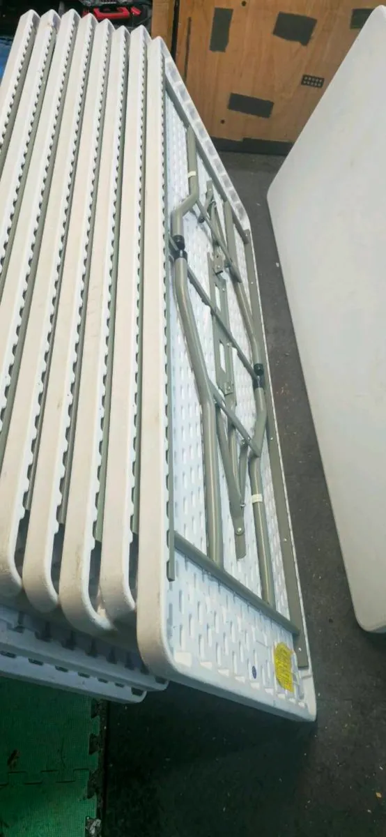 6ft Trestle tables - Image 1