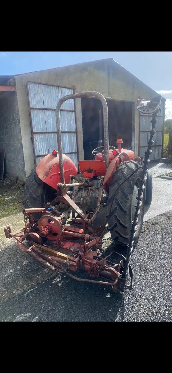 Vintage Massey Ferguson 35 - Image 2