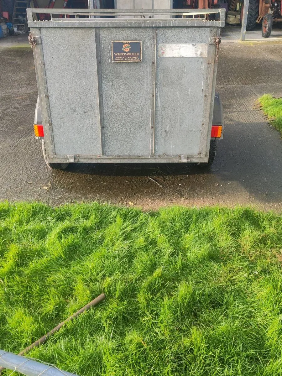 Westwood Box trailer / meal storage - Image 2