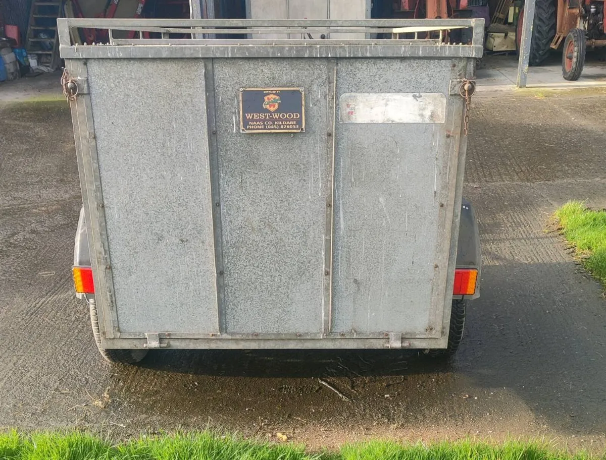 Westwood Box trailer / meal storage - Image 3