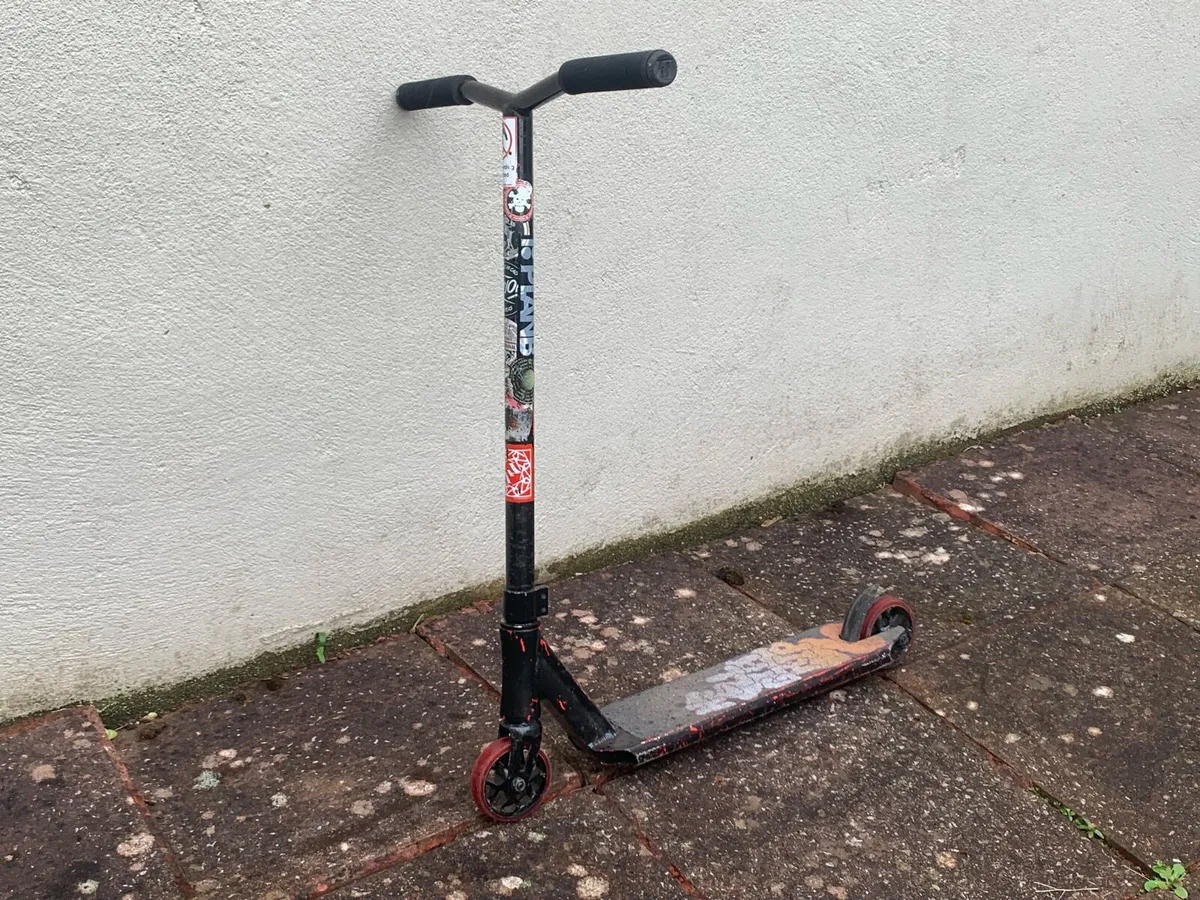Scooter - Image 1