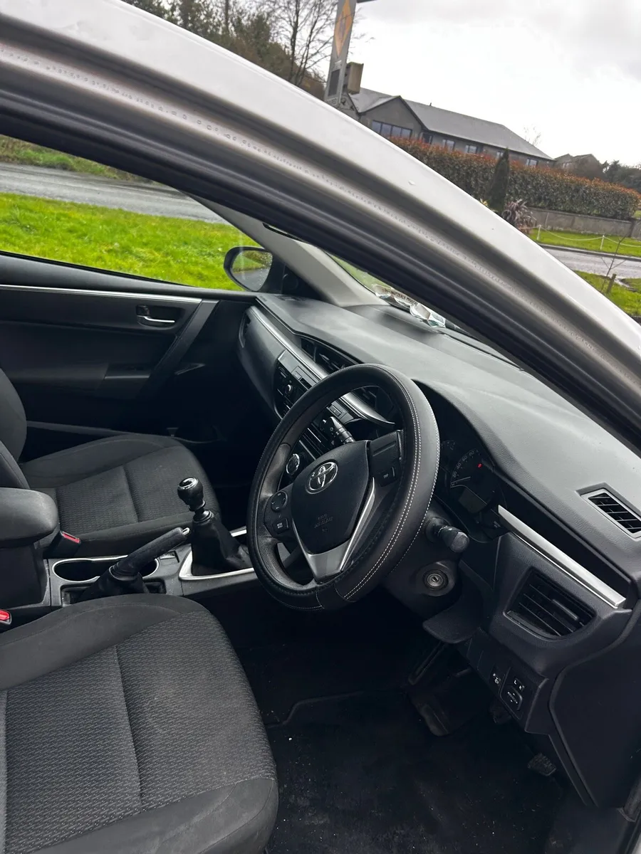 2014 Toyota corolla 1.4d €3900 - Image 4