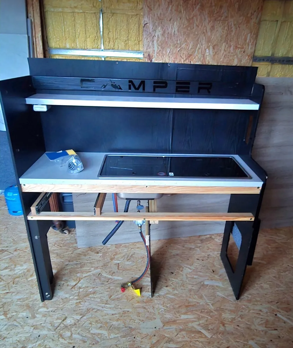 Campervan hob and sink - Image 1