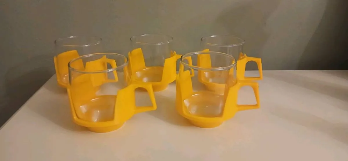 Mid Century JaJ Pyrex Stackable Drink Up Cups - Image 3