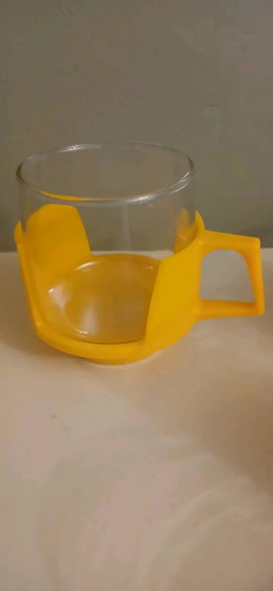 Mid Century JaJ Pyrex Stackable Drink Up Cups - Image 4