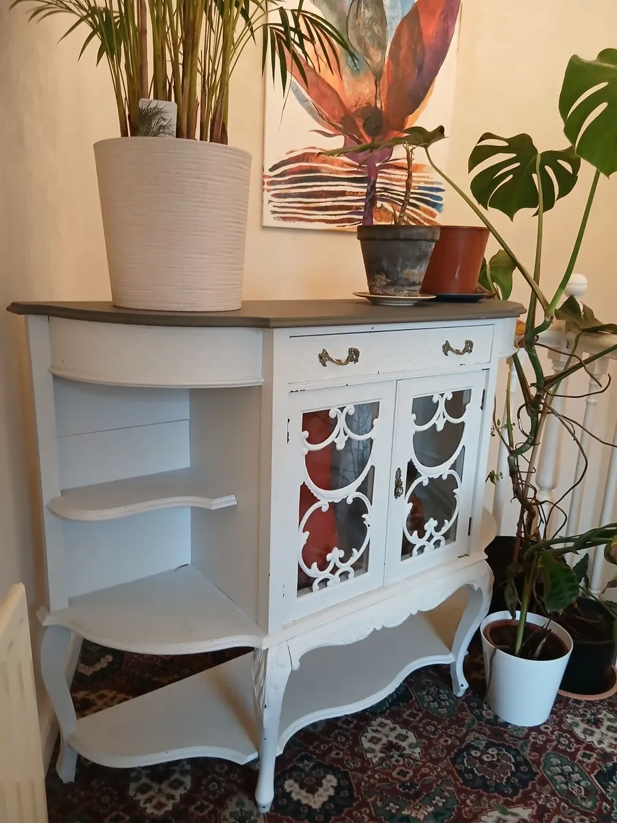 Beautiful glazed sideboard or hallway stand - Image 1