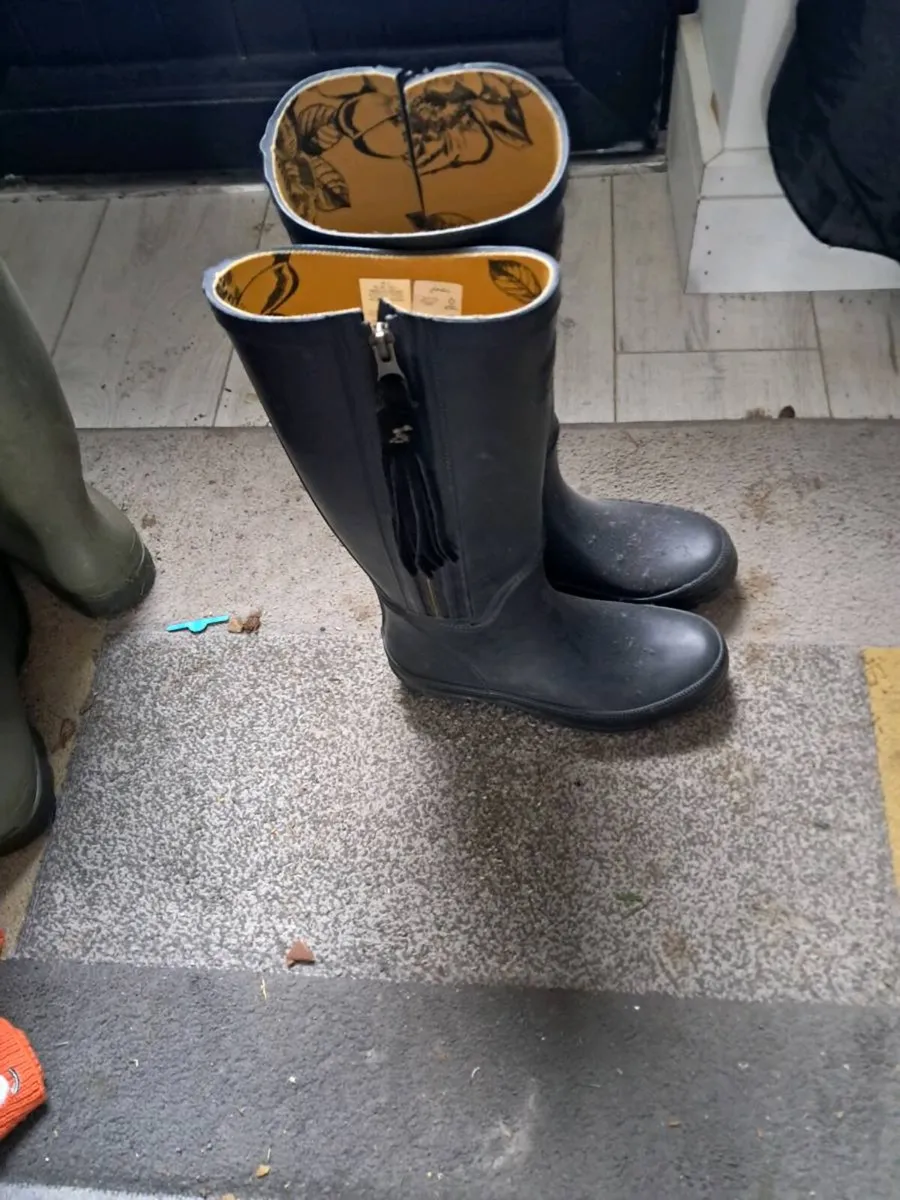 Joules wellingtons boots size 5 - Image 3