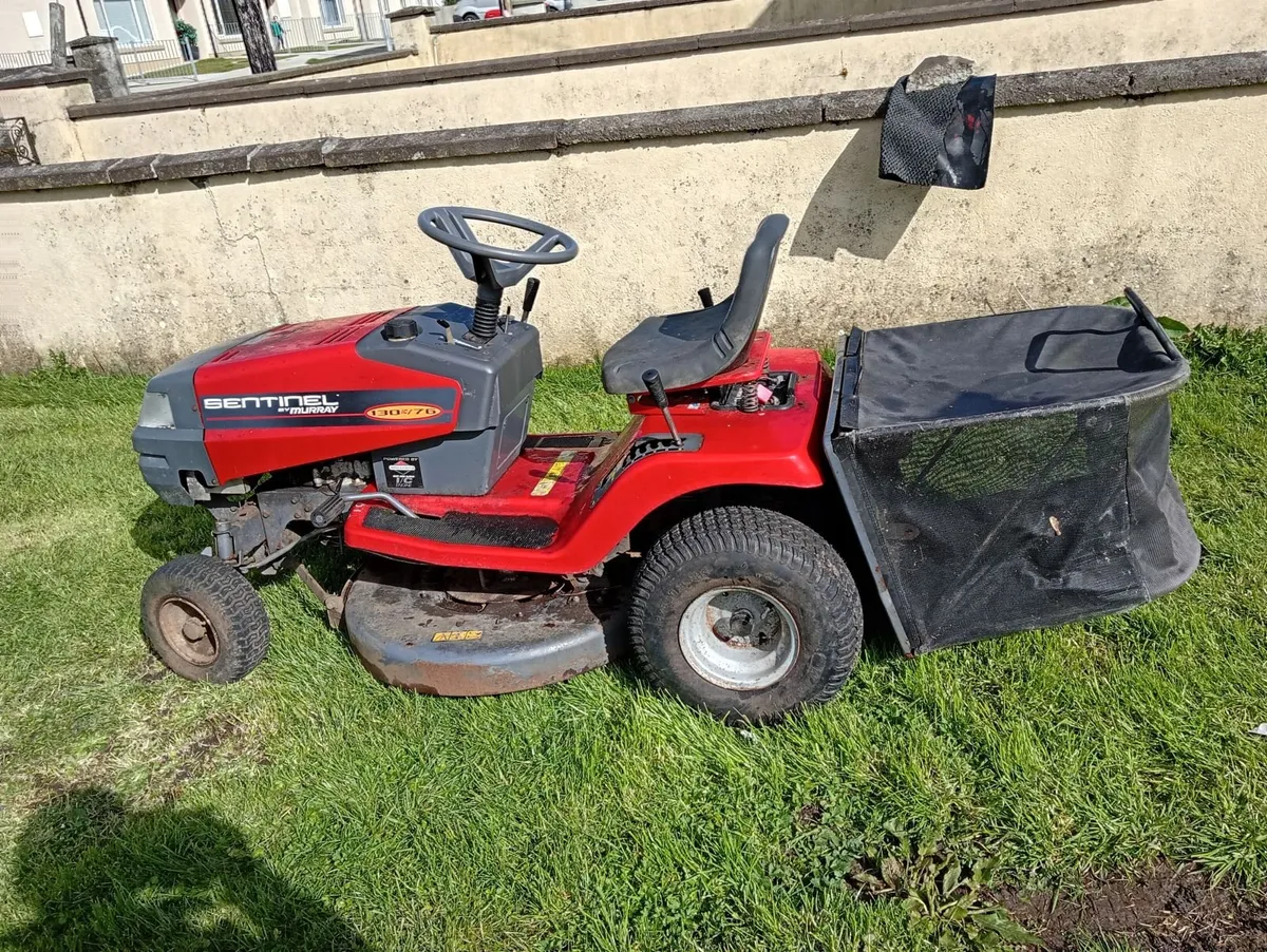 RIDE ON LAWNMOWER - Image 2