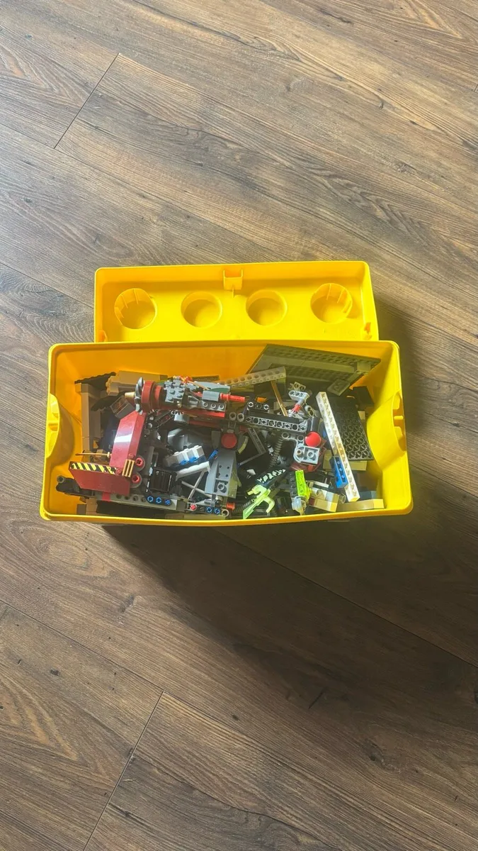 20kg+ Lego & Instructions - Image 3