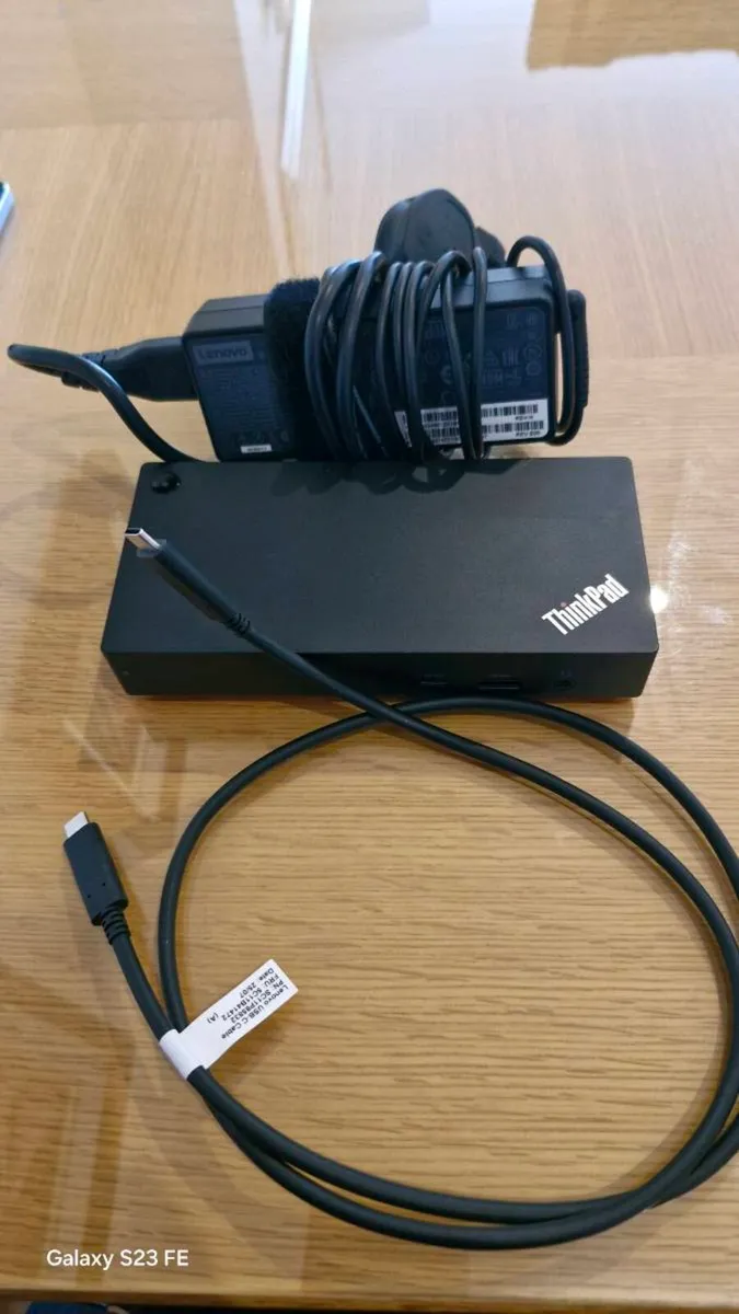 Lenovo docking station - Image 4