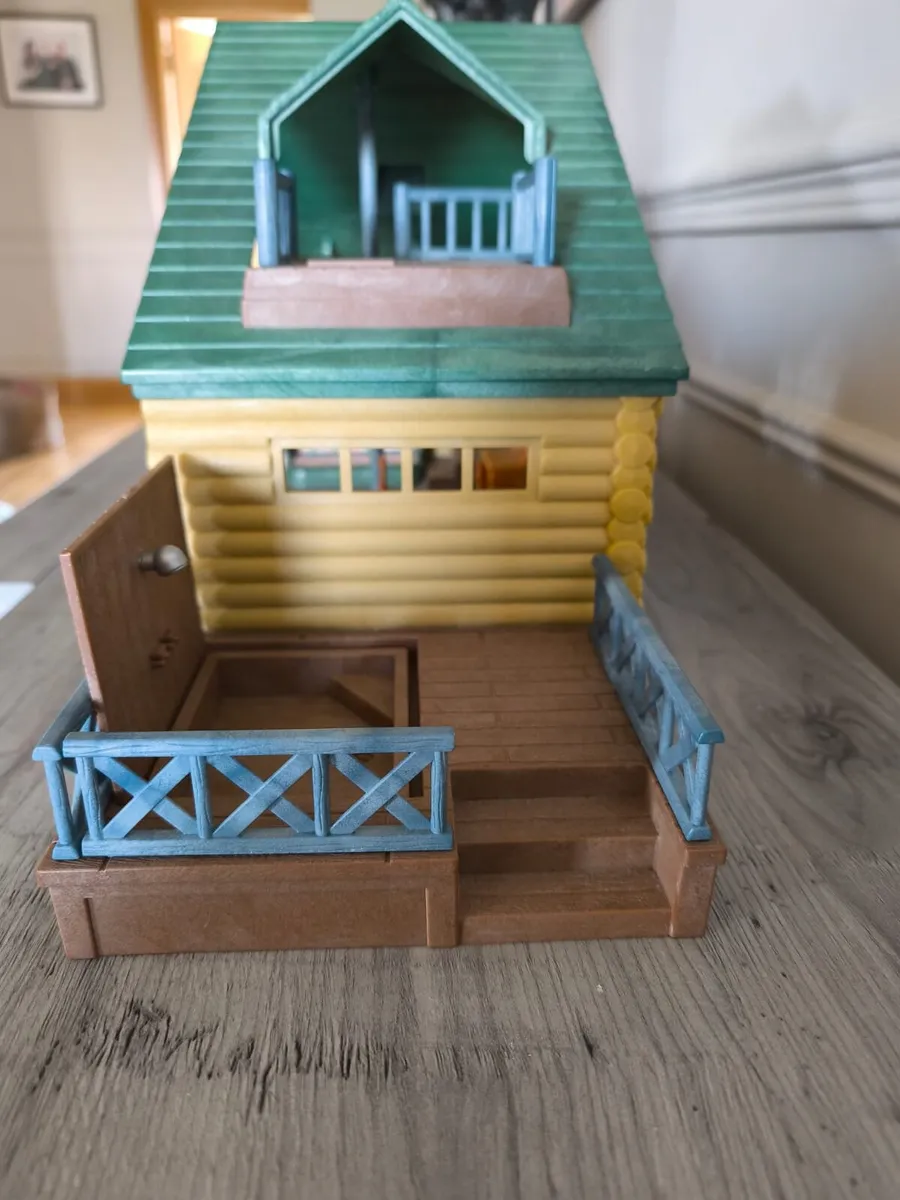 Sylvanian family log cabin - Image 2
