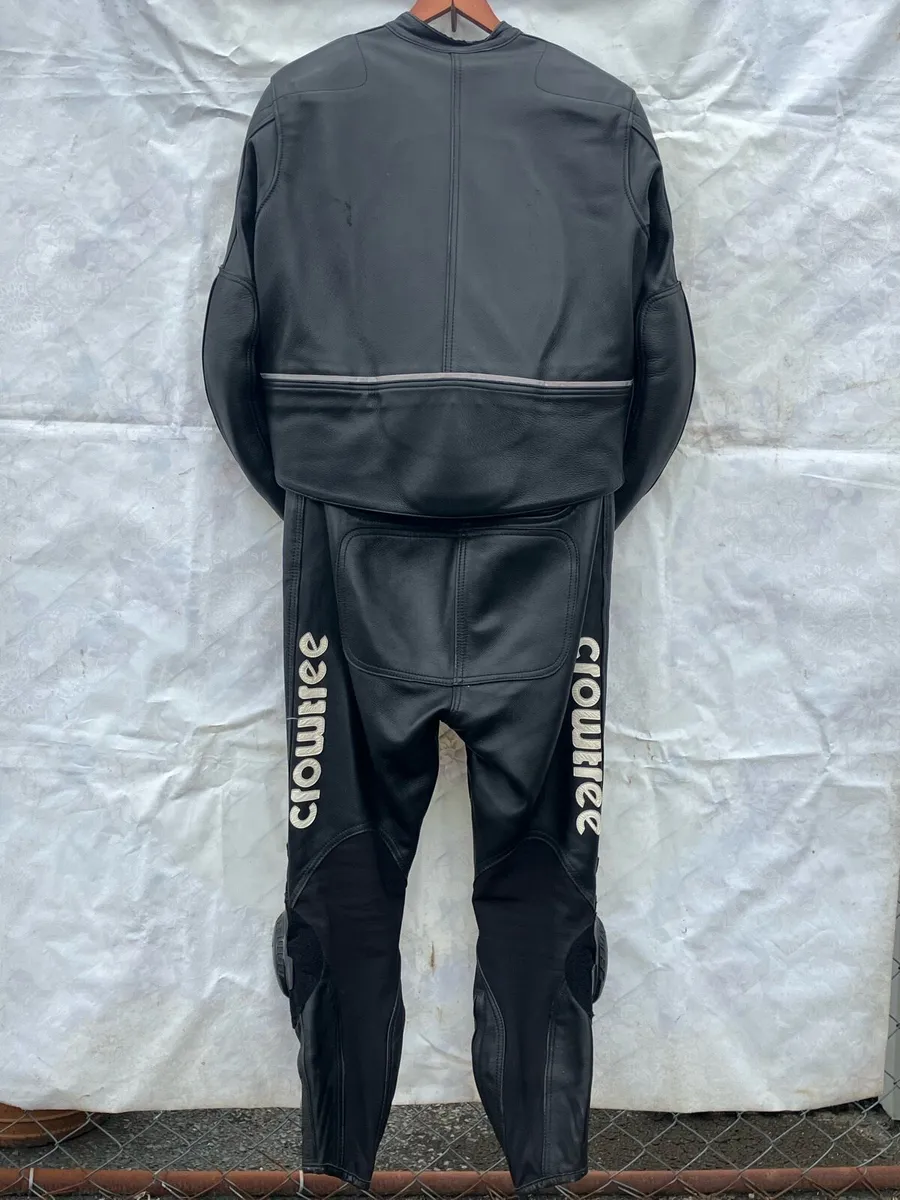 Crowtree Mens Two Piece Leather Motorcycle Suit - Image 2