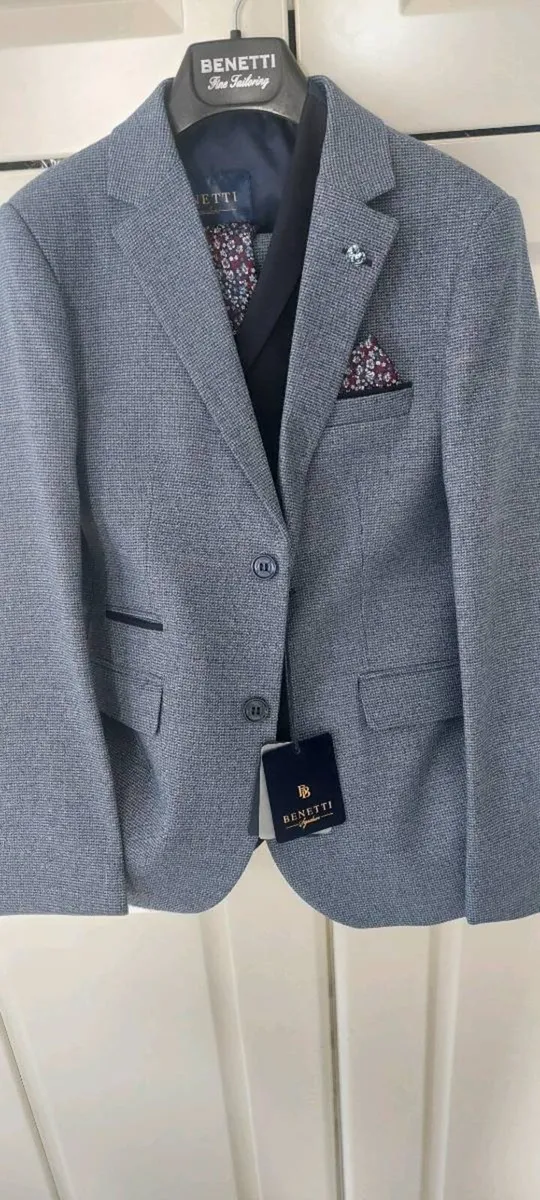 Boys Communion Suit - Image 4