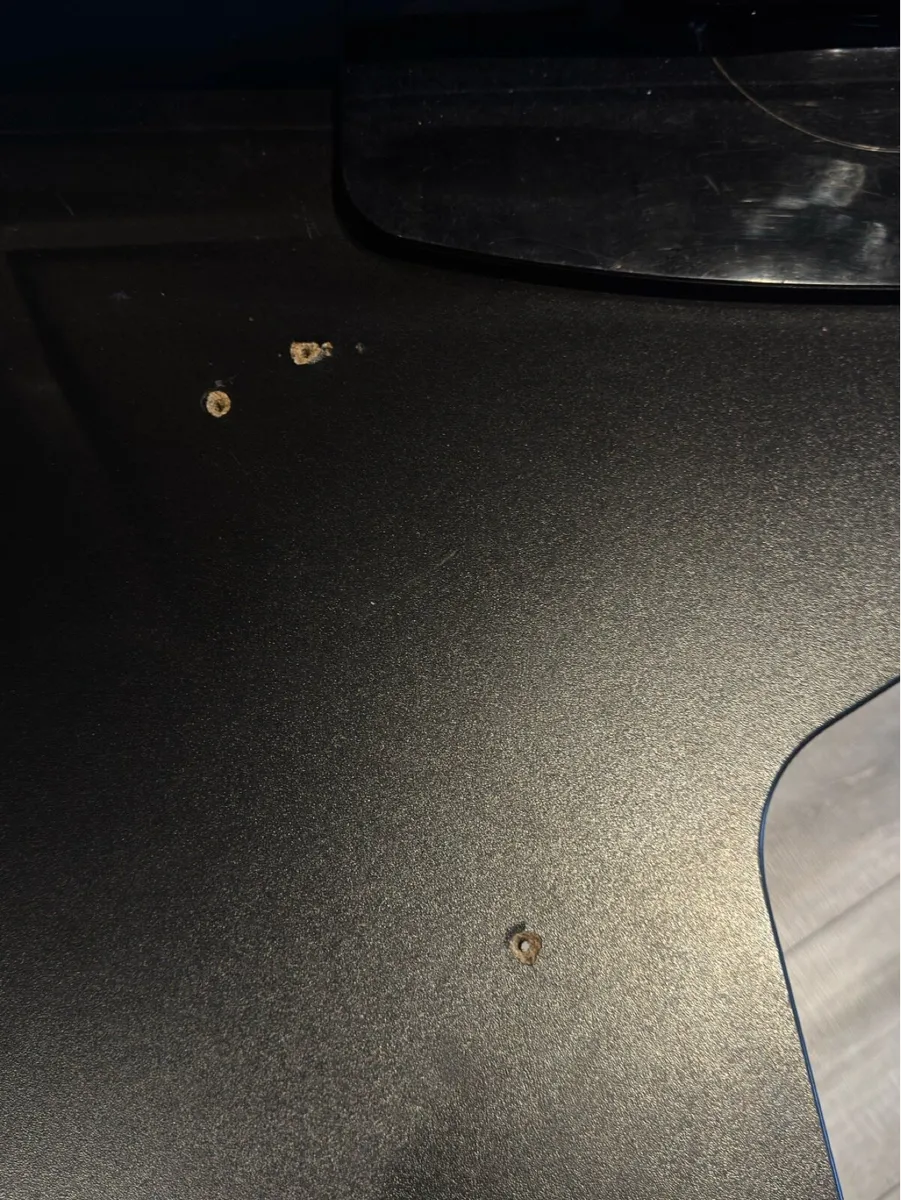 IKEA fredde gaming desk - Image 4