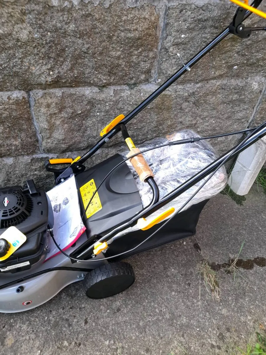 New briggs mower mulcher selfpropelled 42cm cut - Image 4