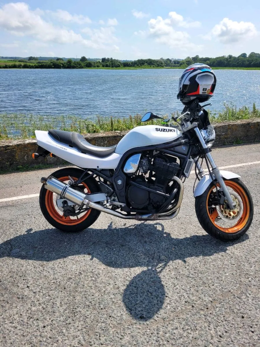 Suzuki bandit mk1 600 - Image 1