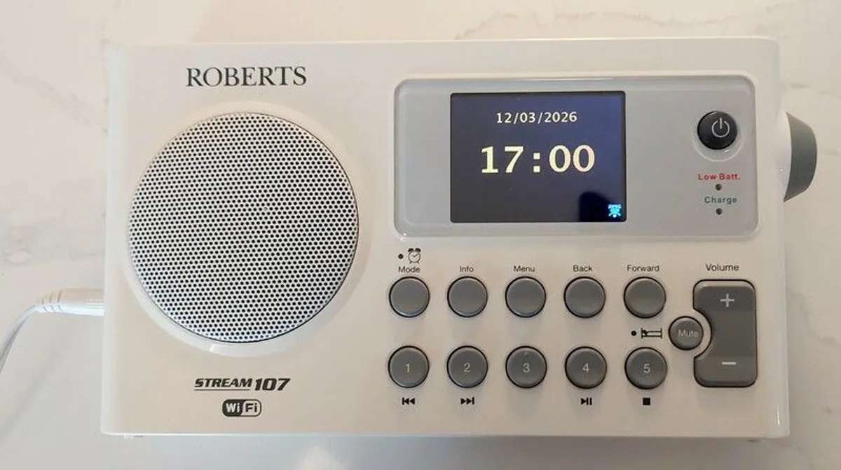Roberts Stream 107 radio - Image 2