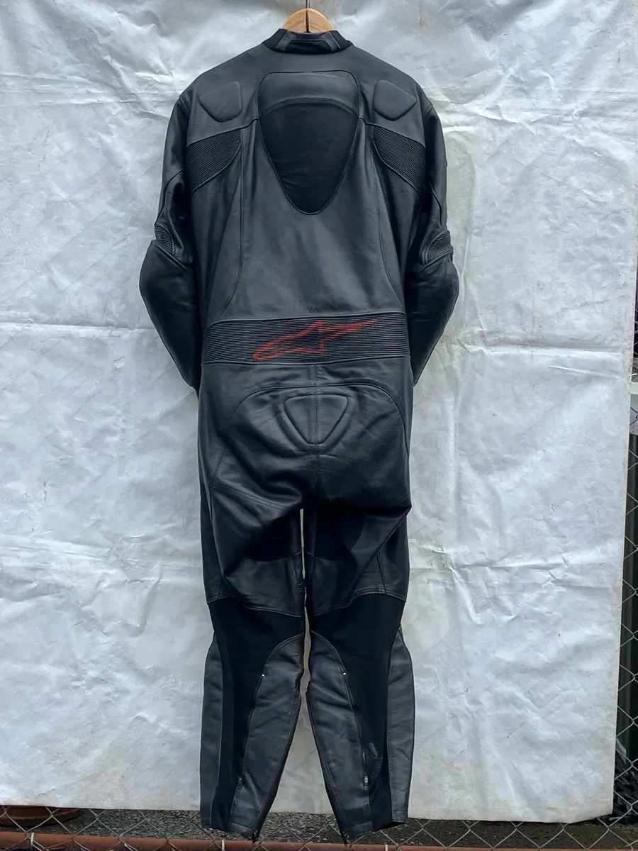Alpinestars Mens One Piece Leather Motorcycle Suit - Image 2