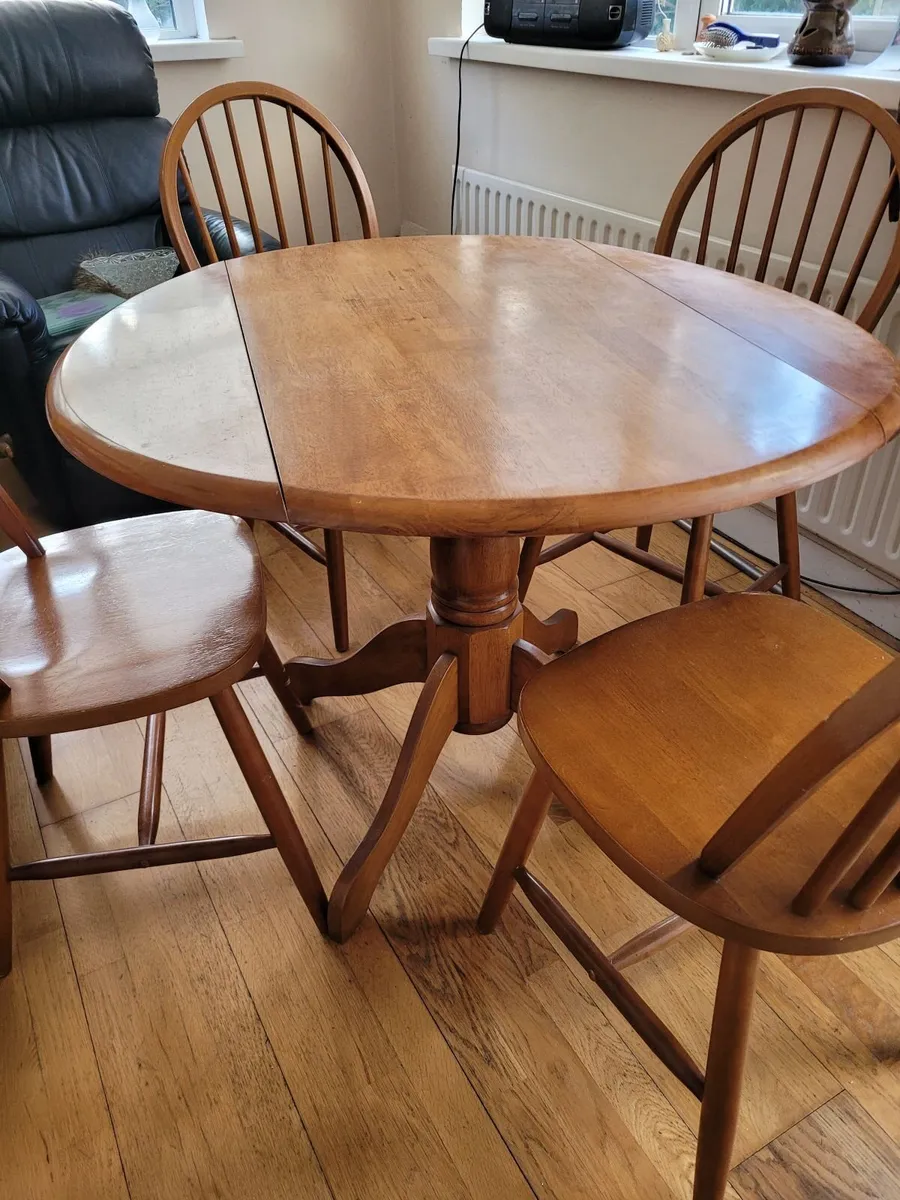 Dining table & 4 chairs - Image 3