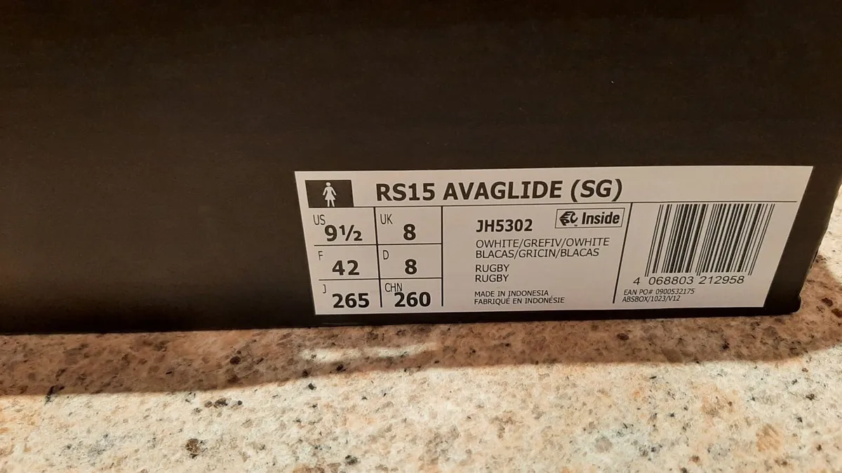 Football boots - Image 2