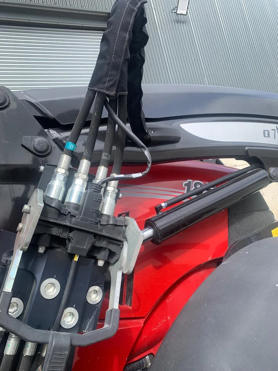 Quicke Q7 - suit Lwb case puma / NH T7 - Image 3