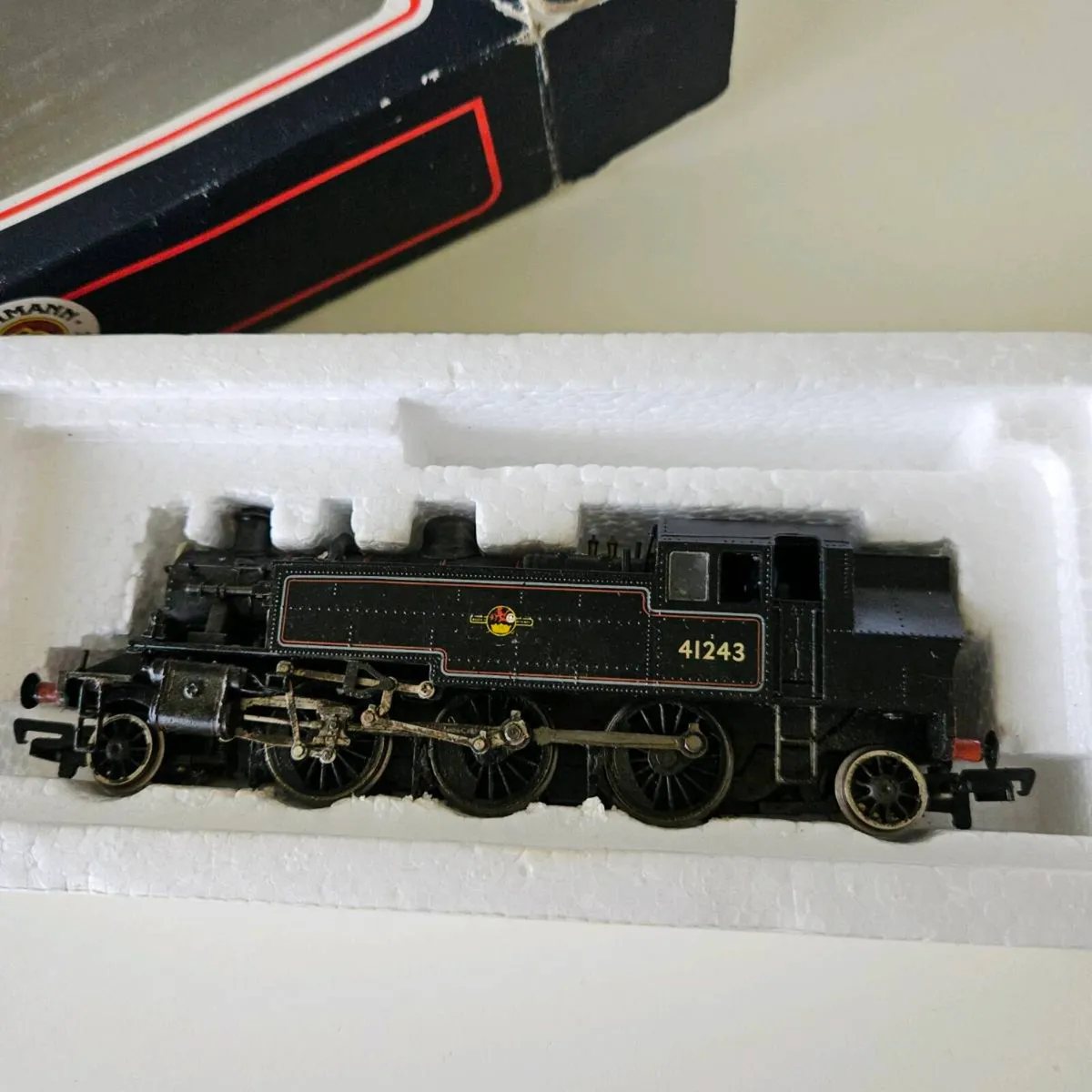 Train/locomotive - Image 3