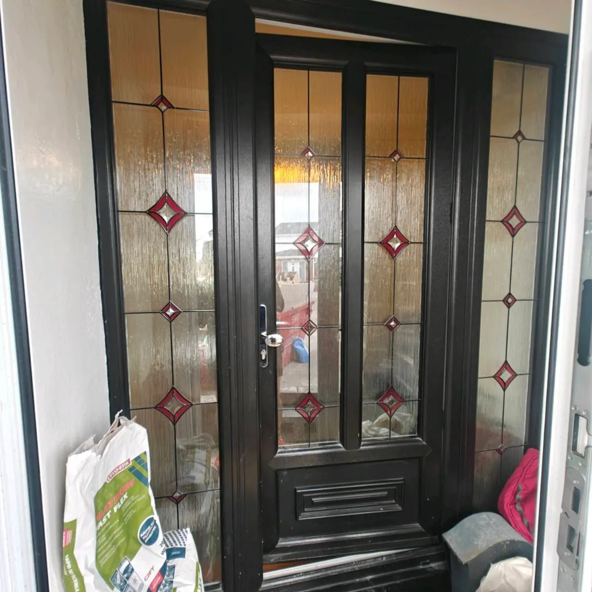 Front door - Image 1