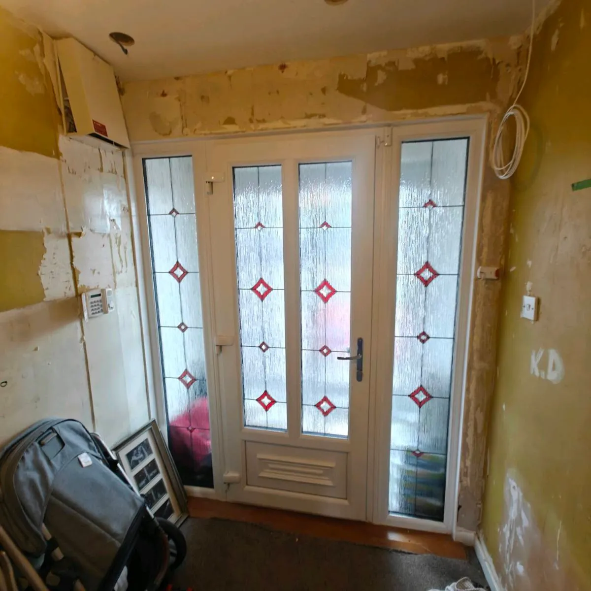 Front door - Image 3