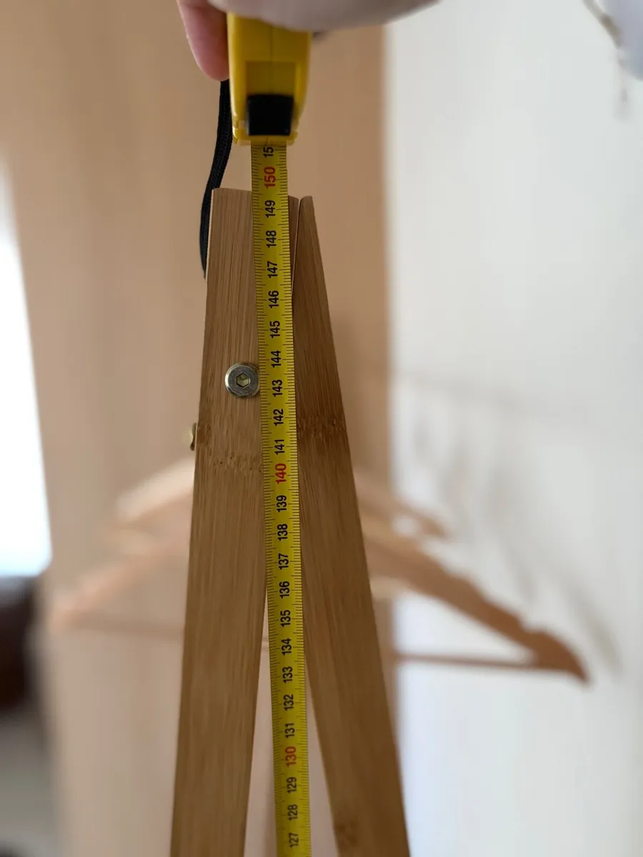 Clothes rack with shoe storage - Image 2